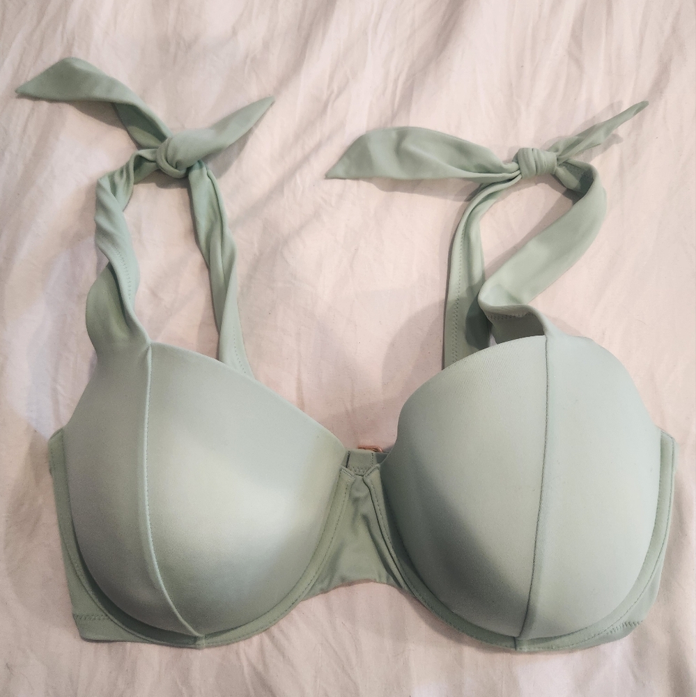 Shade and Shore bikini top